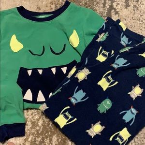 Pajamas moster